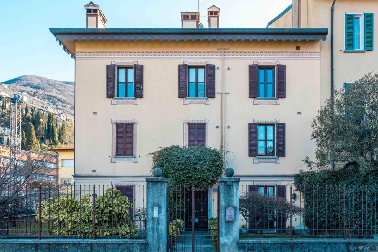 Lago Azzurro Apartment Varenna Exteriér fotografie